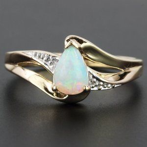 10k Yellow Gold Pear Opal Diamond Anniversary Ban… - image 1